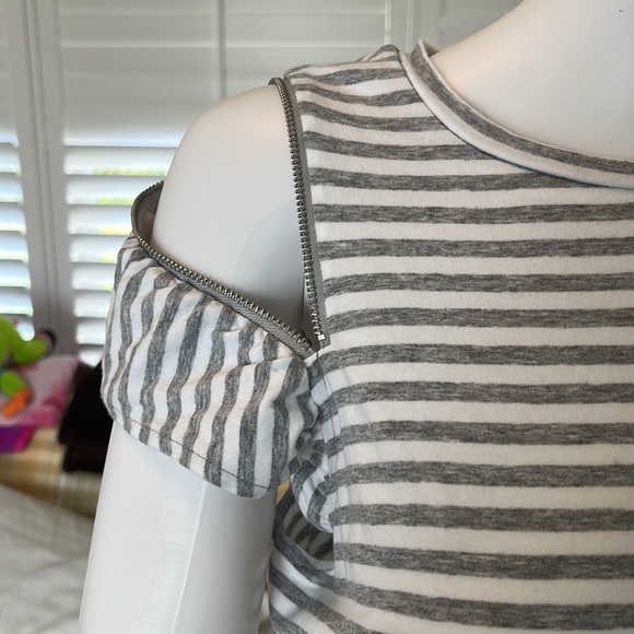 MICHAEL Michael Kors striped dress with zipper detail - Picture 2 of 5